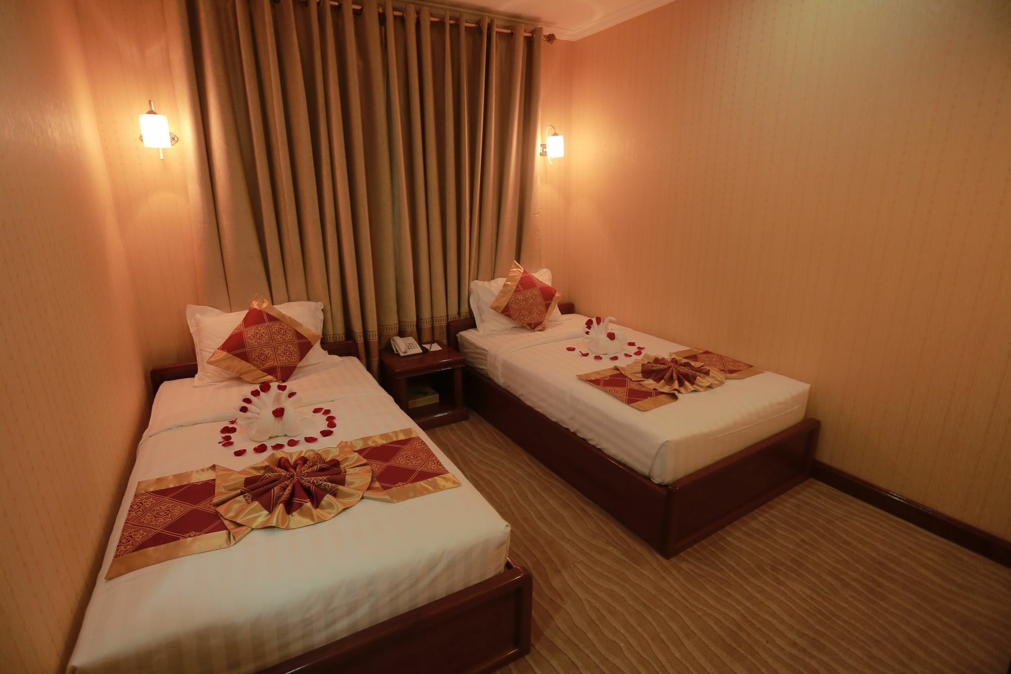 ซิลเวอร์ ซิตี้ โฮเต็ล Hotel มัณฑะเลย์ ภายนอก รูปภาพ